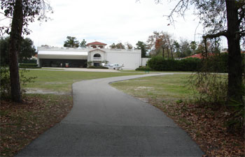 Some Spruce Creek Taxiway Homes have TWO Hangars...